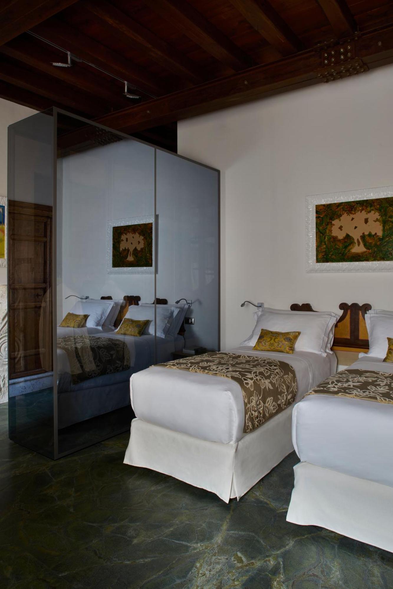 Palazzo Delle Pietre - Luxury Apartments Rom Eksteriør billede